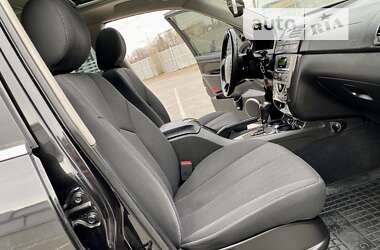 Позашляховик / Кросовер SsangYong Rexton 2014 в 