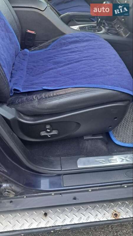 Внедорожник / Кроссовер SsangYong Rexton 2008 в Киеве