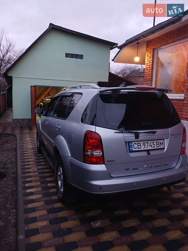 Внедорожник / Кроссовер SsangYong Rexton 2010 в Чернигове