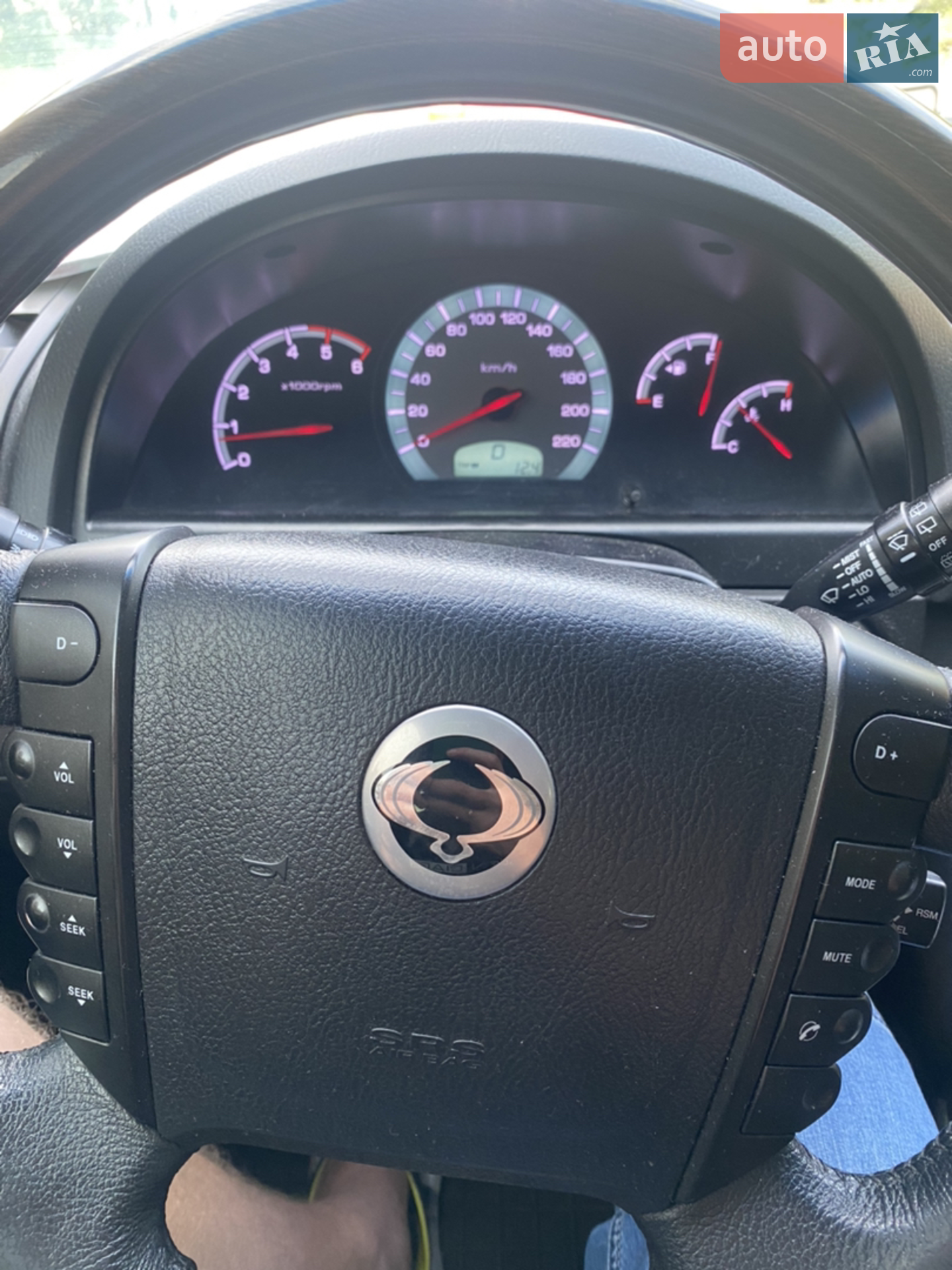 2012 SsangYong Rexton - мініатюра 26