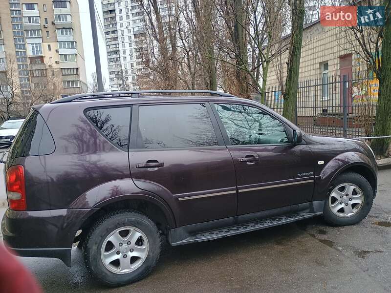 Позашляховик / Кросовер SsangYong Rexton 2008 в Києві