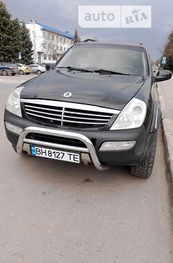 Внедорожник / Кроссовер SsangYong Rexton 2005 в Подольске