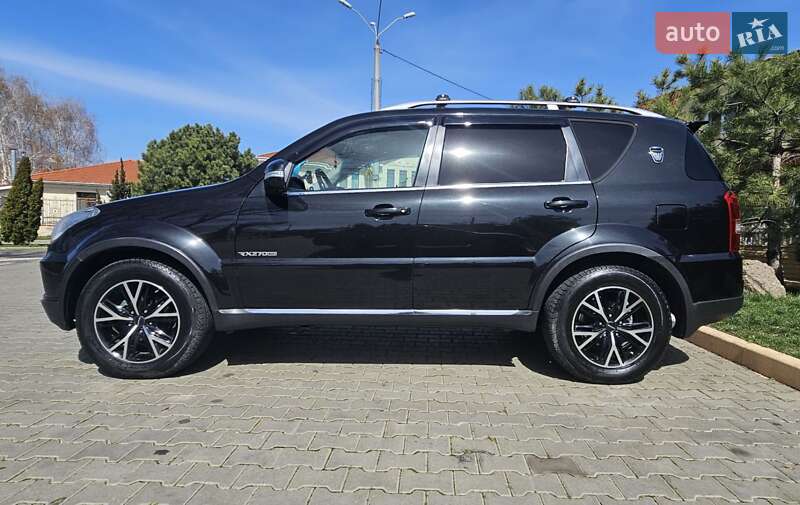 Позашляховик / Кросовер SsangYong Rexton 2012 в Ужгороді