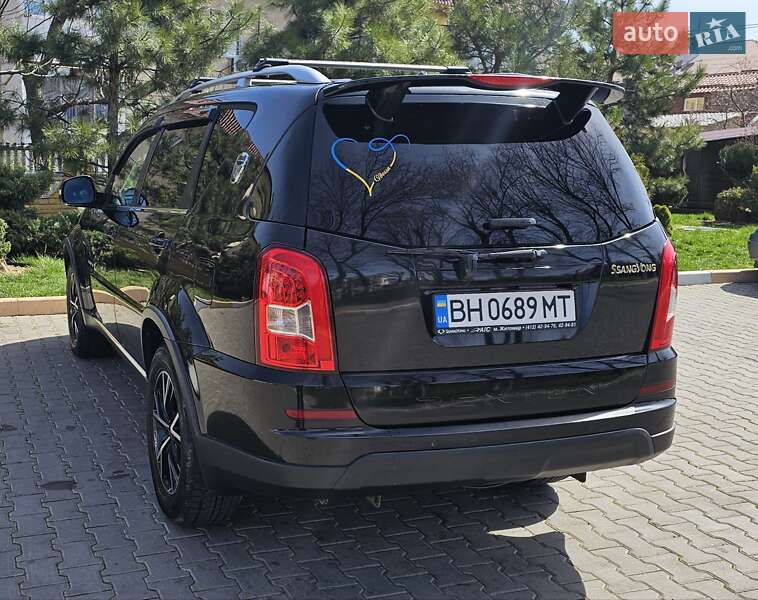 Позашляховик / Кросовер SsangYong Rexton 2012 в Ужгороді