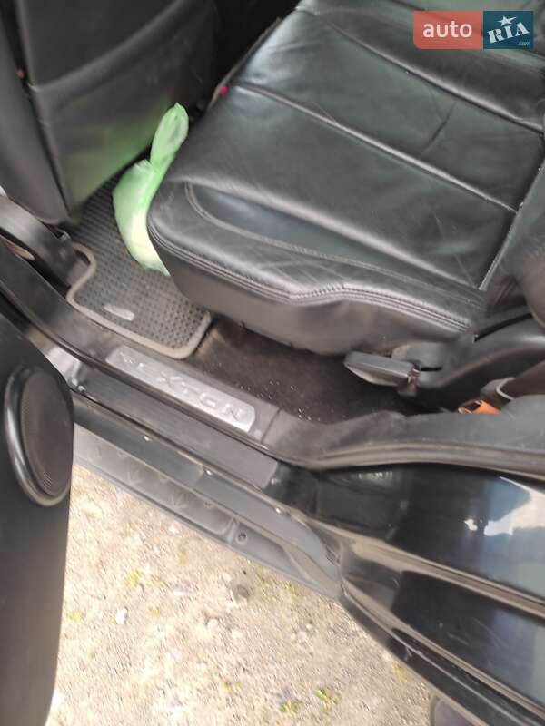 Позашляховик / Кросовер SsangYong Rexton 2008 в Львові