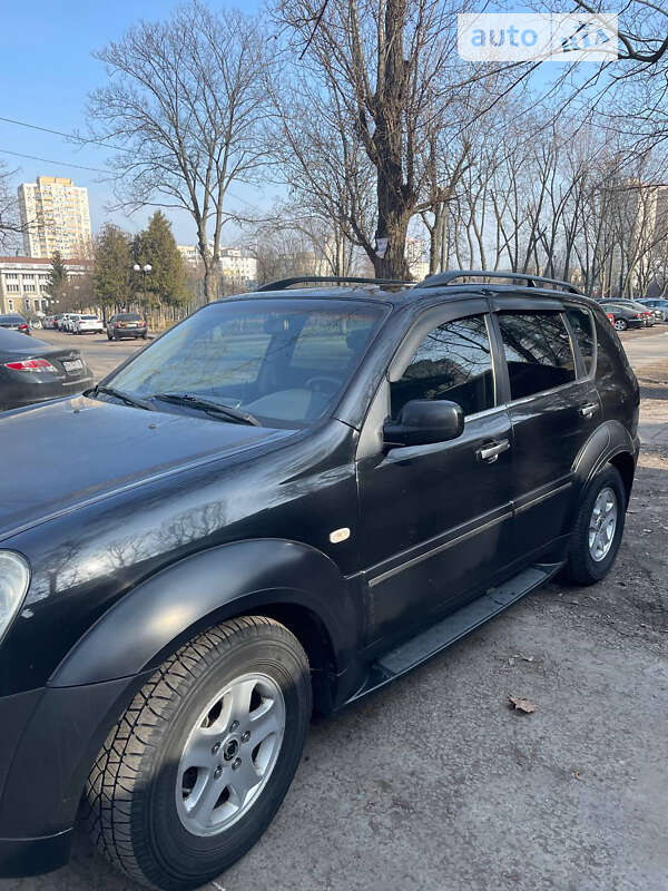 Позашляховик / Кросовер SsangYong Rexton 2006 в Чернівцях