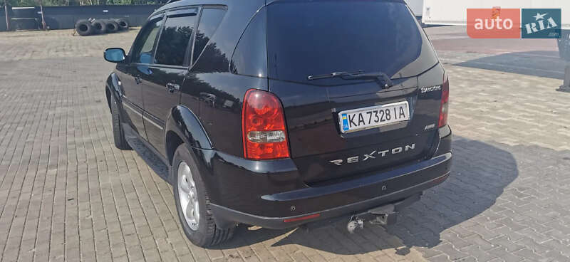 Внедорожник / Кроссовер SsangYong Rexton 2008 в Киеве