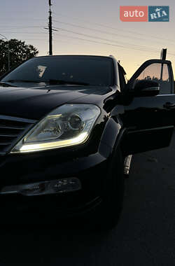 Позашляховик / Кросовер SsangYong Rexton 2013 в 