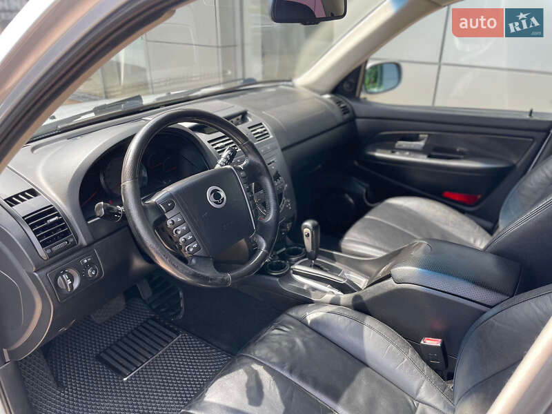 Позашляховик / Кросовер SsangYong Rexton 2010 в Києві