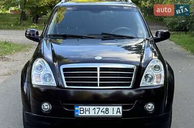 Внедорожник / Кроссовер SsangYong Rexton 2012 в 