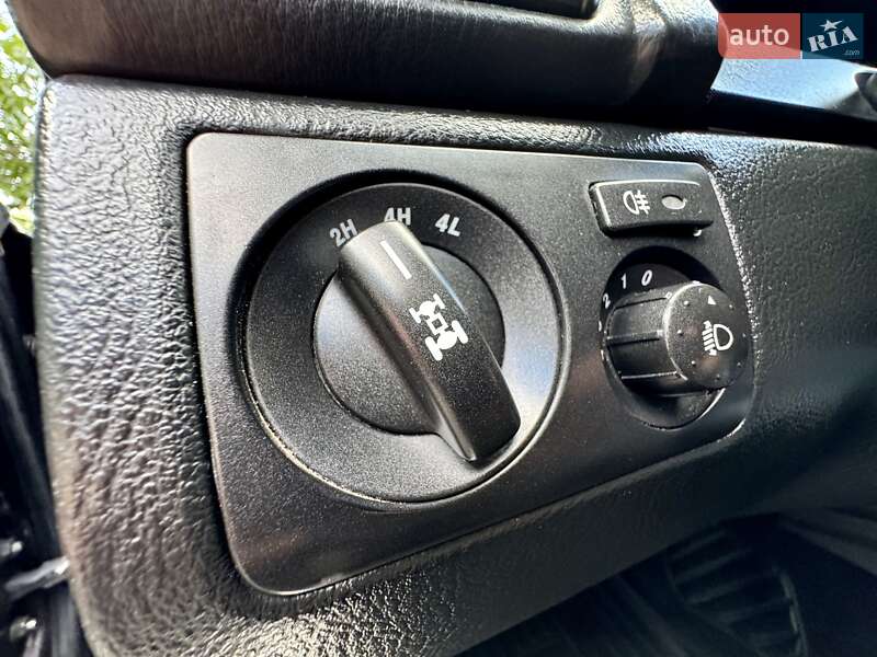 Позашляховик / Кросовер SsangYong Rexton 2012 в Одесі