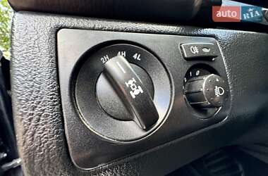 Внедорожник / Кроссовер SsangYong Rexton 2012 в 