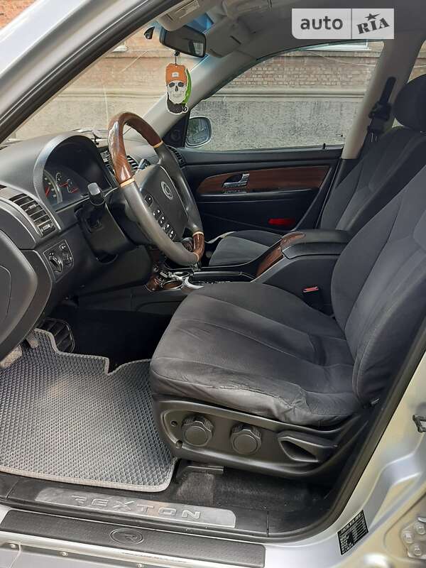 Позашляховик / Кросовер SsangYong Rexton 2007 в Хмельницькому