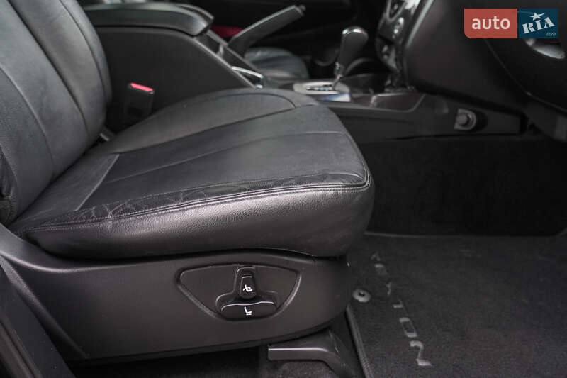 Внедорожник / Кроссовер SsangYong Rexton 2015 в Львове