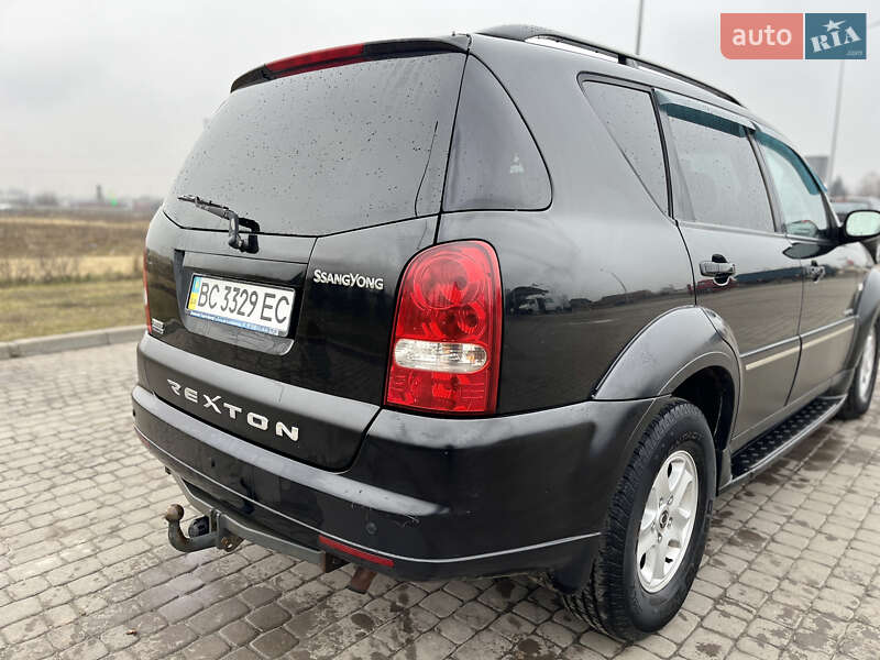 Позашляховик / Кросовер SsangYong Rexton 2007 в Львові