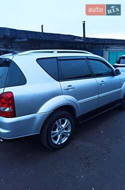 Позашляховик / Кросовер SsangYong Rexton 2011 в 