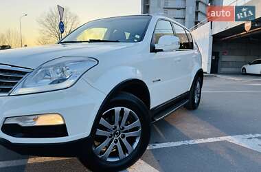 Внедорожник / Кроссовер SsangYong Rexton 2014 в Киеве