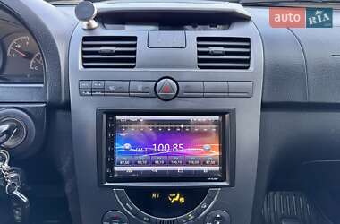 Позашляховик / Кросовер SsangYong Rexton 2012 в 