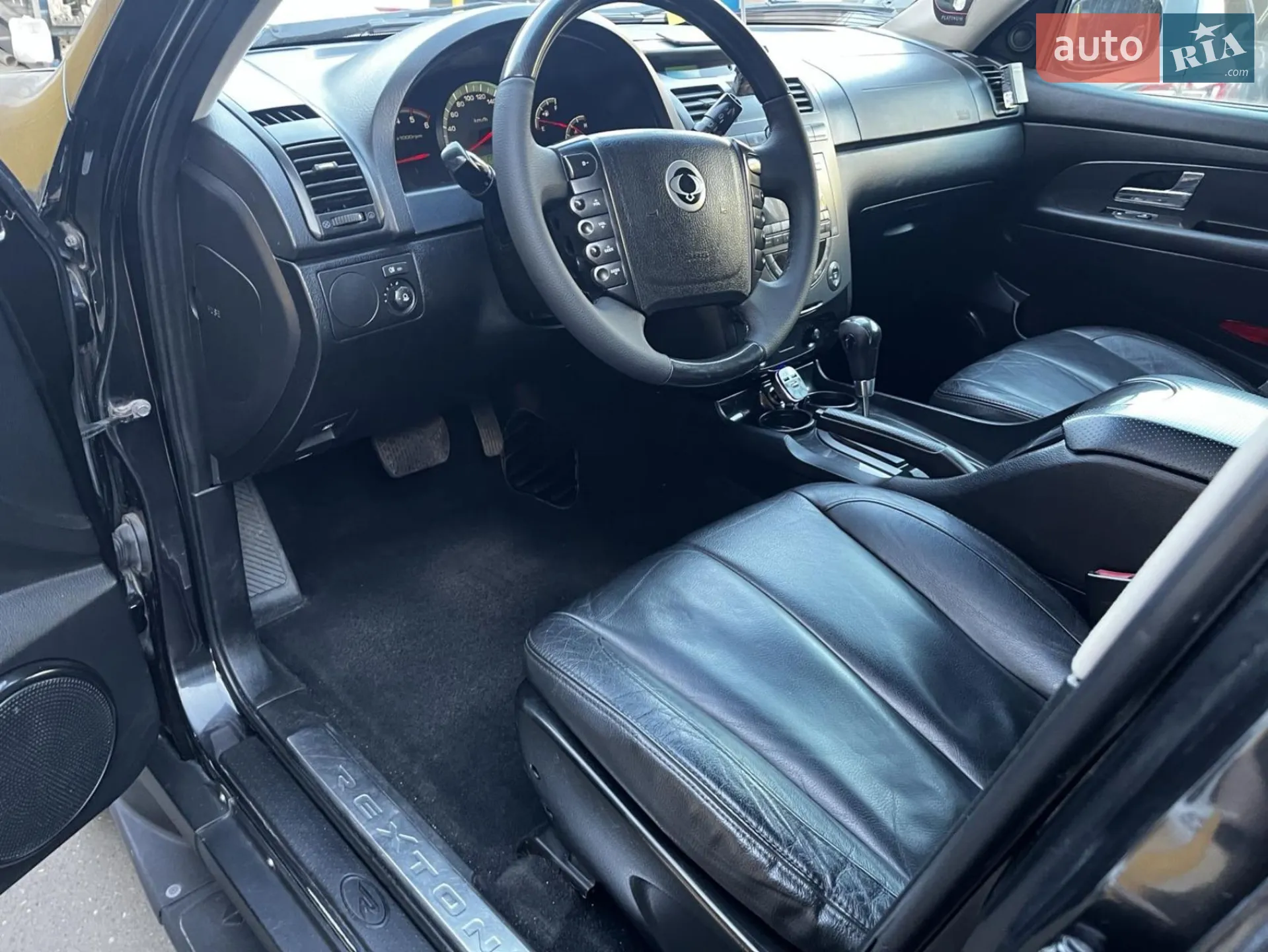 2011 SsangYong Rexton - мініатюра 18