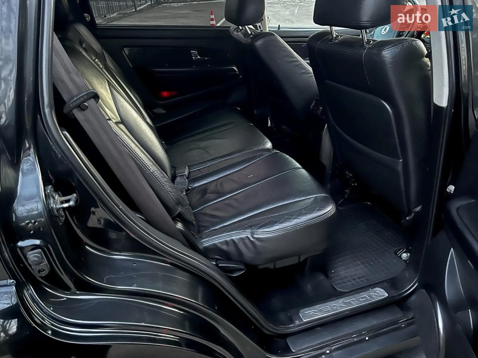 2011 SsangYong Rexton - мініатюра 22