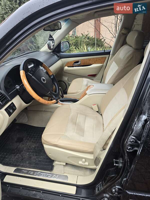 Внедорожник / Кроссовер SsangYong Rexton 2008 в Одессе