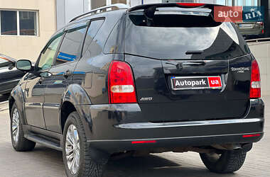 Внедорожник / Кроссовер SsangYong Rexton 2011 в 