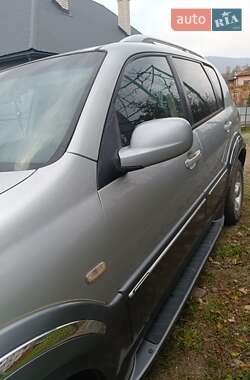 Позашляховик / Кросовер SsangYong Rexton 2004 в 