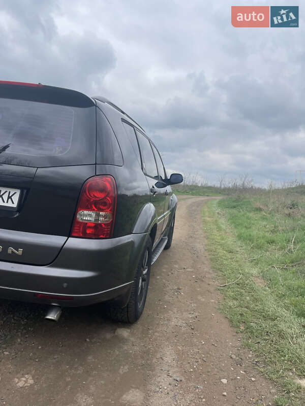 Внедорожник / Кроссовер SsangYong Rexton 2011 в Одессе
