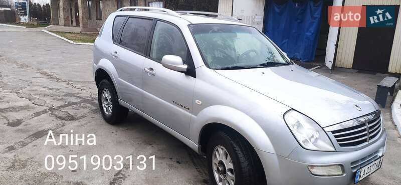 Позашляховик / Кросовер SsangYong Rexton 2005 в 