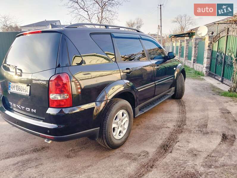 Позашляховик / Кросовер SsangYong Rexton 2008 в Житомирі