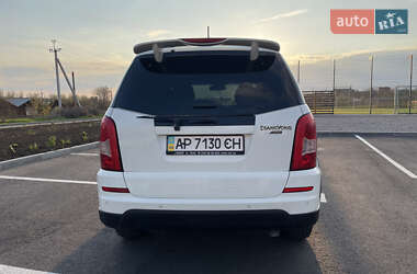 Позашляховик / Кросовер SsangYong Rexton 2012 в 