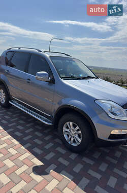 Позашляховик / Кросовер SsangYong Rexton 2013 в 