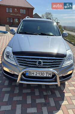 Позашляховик / Кросовер SsangYong Rexton 2013 в 