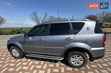Позашляховик / Кросовер SsangYong Rexton 2013 в 
