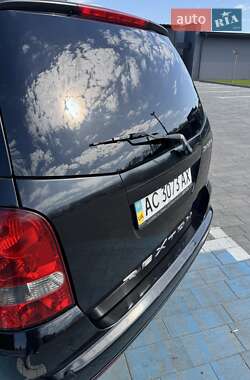 Внедорожник / Кроссовер SsangYong Rexton 2009 в 