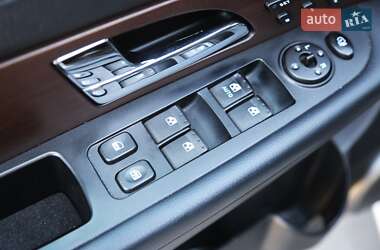 Внедорожник / Кроссовер SsangYong Rexton 2013 в 