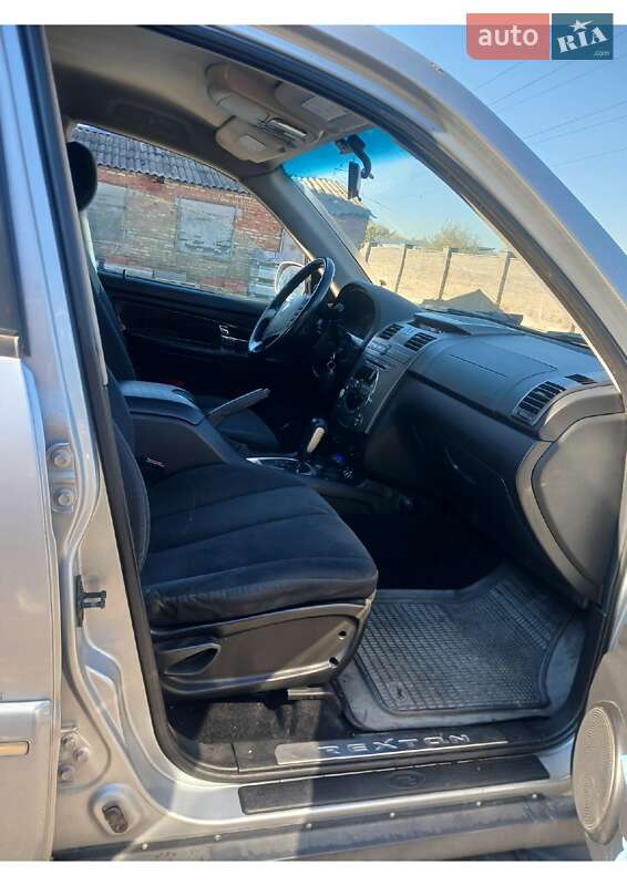 Внедорожник / Кроссовер SsangYong Rexton 2008 в Киеве