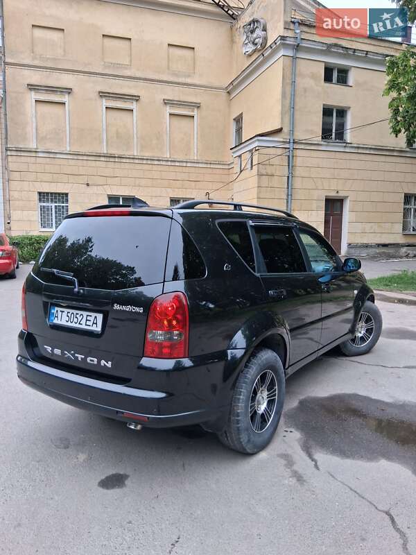 Внедорожник / Кроссовер SsangYong Rexton 2008 в Староконстантинове