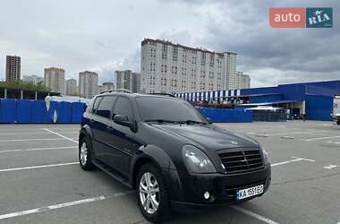 Позашляховик / Кросовер SsangYong Rexton 2011 в 