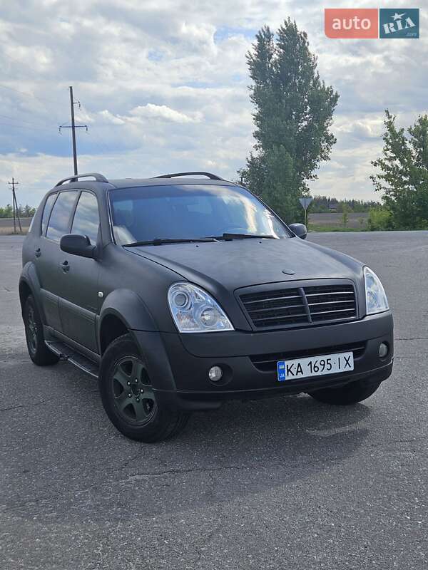 Внедорожник / Кроссовер SsangYong Rexton 2008 в Киеве фото 2 Внедорожник / Кроссовер SsangYong Rexton 2008 в Киеве