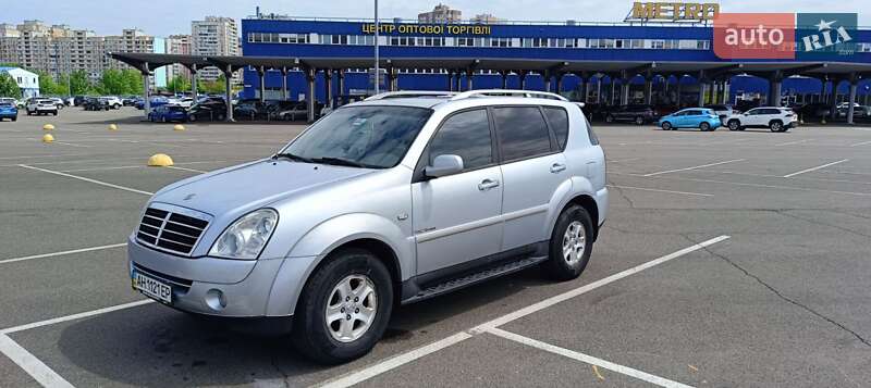 Внедорожник / Кроссовер SsangYong Rexton 2009 в Киеве фото Внедорожник / Кроссовер SsangYong Rexton 2009 в Киеве