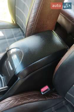 Внедорожник / Кроссовер SsangYong Rexton 2014 в 