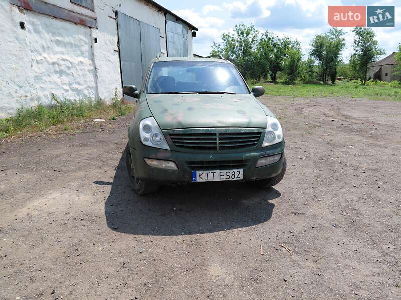 Позашляховик / Кросовер SsangYong Rexton 2005 в 