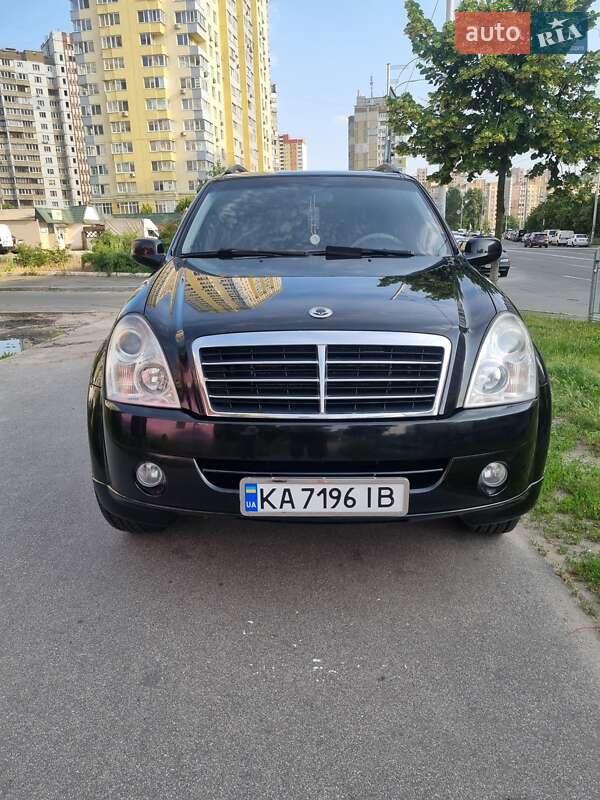 Позашляховик / Кросовер SsangYong Rexton 2007 в Києві