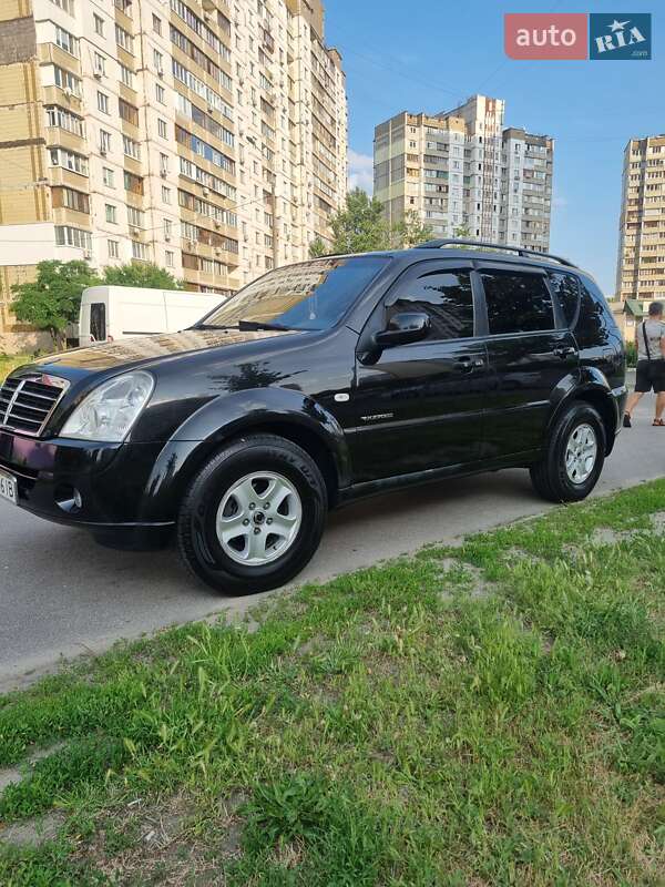 Позашляховик / Кросовер SsangYong Rexton 2007 в Києві