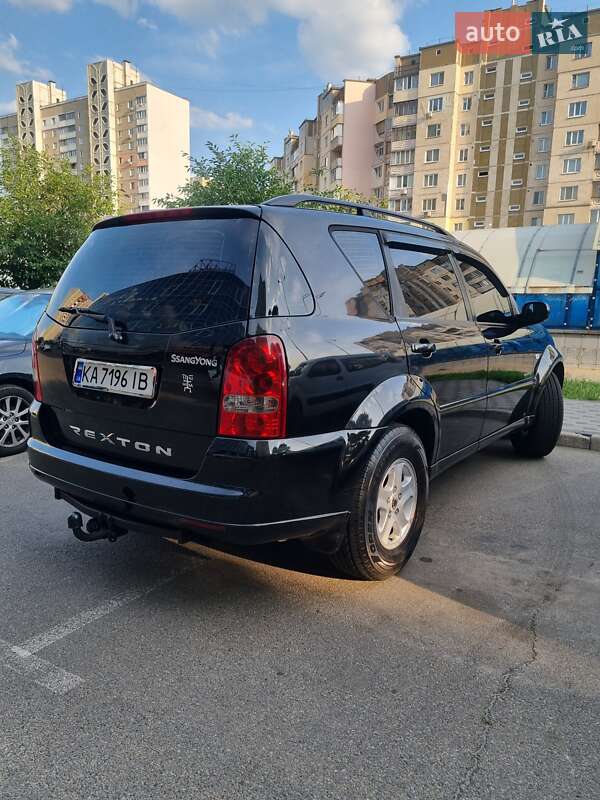 Позашляховик / Кросовер SsangYong Rexton 2007 в Києві