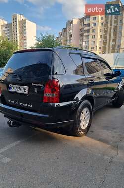 Внедорожник / Кроссовер SsangYong Rexton 2007 в 