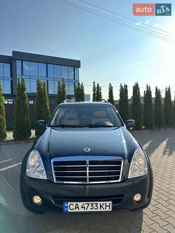 Внедорожник / Кроссовер SsangYong Rexton 2008 в Киеве фото 2 Внедорожник / Кроссовер SsangYong Rexton 2008 в Киеве