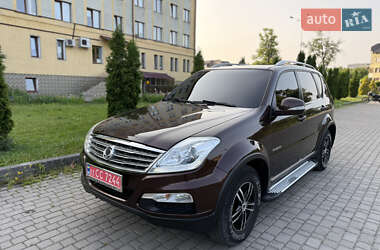 Внедорожник / Кроссовер SsangYong Rexton 2013 в 