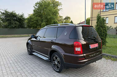 Внедорожник / Кроссовер SsangYong Rexton 2013 в 